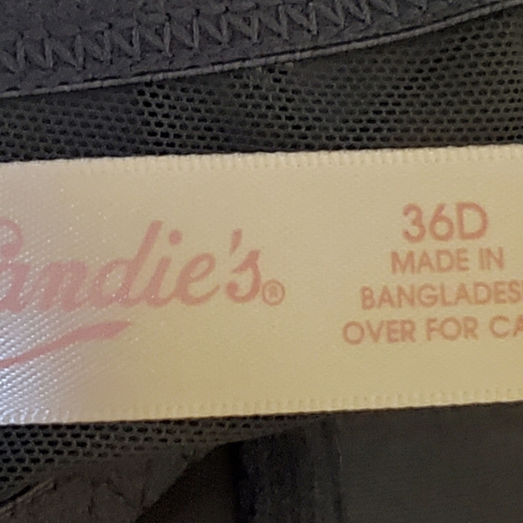 Bras - Picture 2 of 2